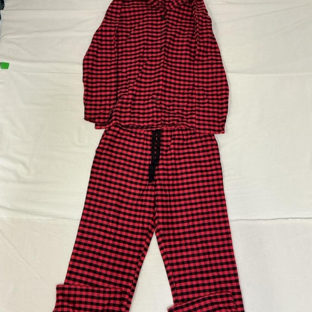 Amazon Essentials women's two-piece pajama set